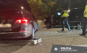 FOTO: Sobotňajšia policajná kontrola zameraná na taxikárov a „tuningových“ vozidiel