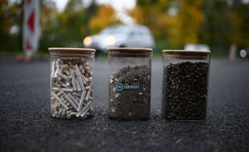 FOTO: Bratislavský kraj testuje asfalt s prímesami recyklovaných ohorkov z cigariet