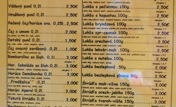 FOTO: Ceny a ponuka vo vianočnom stánku U Marečka vo Vrakuni