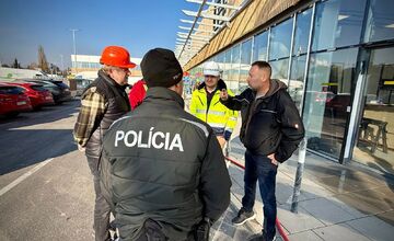 FOTO: Nové nákupné centrum Retail Park v Podunajských Biskupiciach čoskoro otvoria