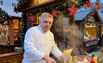 FOTO: Čo by predávali slovenskí politici na vianočných trhoch?