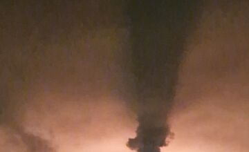 FOTO: Ružinovčania vo veľkom fotili žiaru v Slovnafte