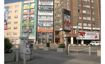 FOTO: Nehnuteľnosť pri Manderláku je na predaj