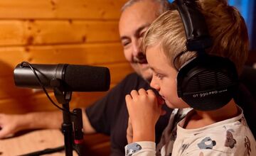 FOTO: FOTO: Zomrel hlas, s ktorým vyrástla generácia poslucháčov. Patrik Hezucký prehral boj s chorobou