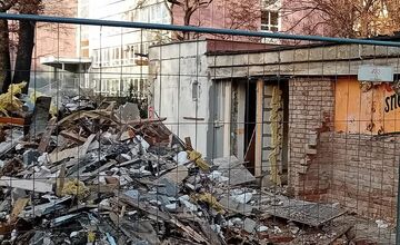 FOTO: Zbúranie bývalej krčmy na Pankúchovej