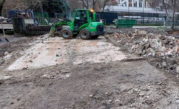 FOTO: Zbúranie bývalej krčmy na Pankúchovej