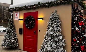 FOTO: Najkrajšia vianočná zastávka je na Zochovej