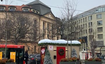 FOTO: Najkrajšia vianočná zastávka je na Zochovej