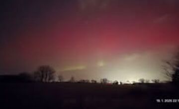 FOTO: Polárna žiara nad Bratislavou