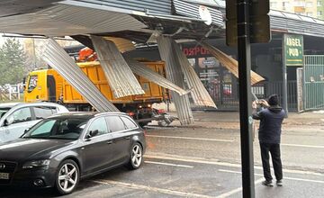 FOTO: Nehoda na Rustaveliho ulici v Rači