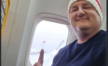 FOTO: Ryanair dookola zdieľa Patrikove fotky. Ten si pýta letenky zadarmo