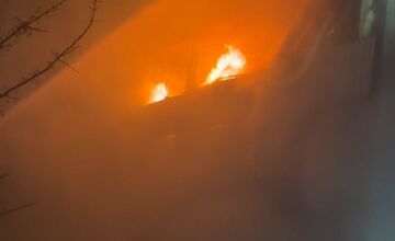FOTO: Nočný požiar v Trnávke