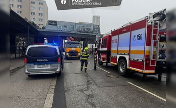 FOTO: Nehoda na Rustaveliho ulici