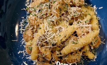 FOTO: Na Nože nenechali nitku suchú na pezinskej reštaurácii