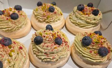 FOTO: Na Nože nenechali nitku suchú na pezinskej reštaurácii