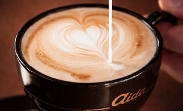 FOTO: Kaviareň Aida