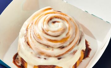 FOTO: V Bratislave otvorili drahšiu kaviareň a cukráreň Cinnabon