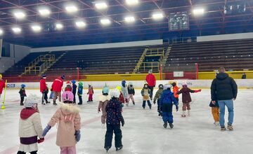 FOTO: Ružinovský zimný štadión Vladimíra Dzurillu čaká veľká obnova.