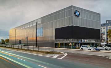 FOTO: Zahlasujte za stavbu roka. Najkrajší dizajn budov na Slovensku je práve v Bratislave