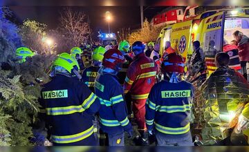 FOTO: Zrážka vlakov pri Pezinku