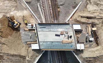 FOTO: FOTO: Pri Stupave rastie nový nadjazd: Nahradí železničné priecestie a zlepší dopravu v regióne