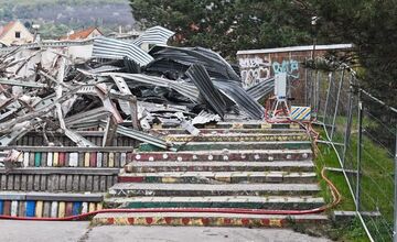 FOTO: Zo starého strediska moderné centrum. Rača mení Žarnovickú na miesto pre všetky generácie