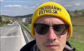 FOTO: Košičan Richard putuje naprieč Slovenskom, aby zachránil syna