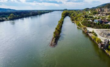 FOTO: Bratislavčania prezradili, kde najradšej trávia svoje voľné chvíle. Väčšina uteká do prírody k hrádzi či do lesa