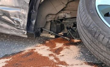 FOTO: Hrozivá nehoda autobusu a troch áut v Dunajskej Lužnej 