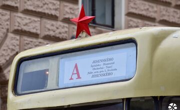 FOTO: Historické električky aj legendárne autobusy vyrazia do ulíc: Bratislava zažije víkend nostalgickej MHD zdarma