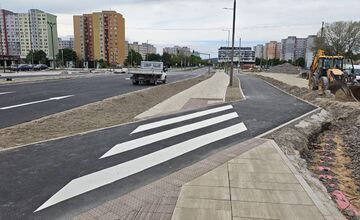 FOTO: Most pri Technopole finišuje, esíčko končí